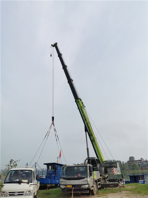 临湘市桥梁建设吊装案例